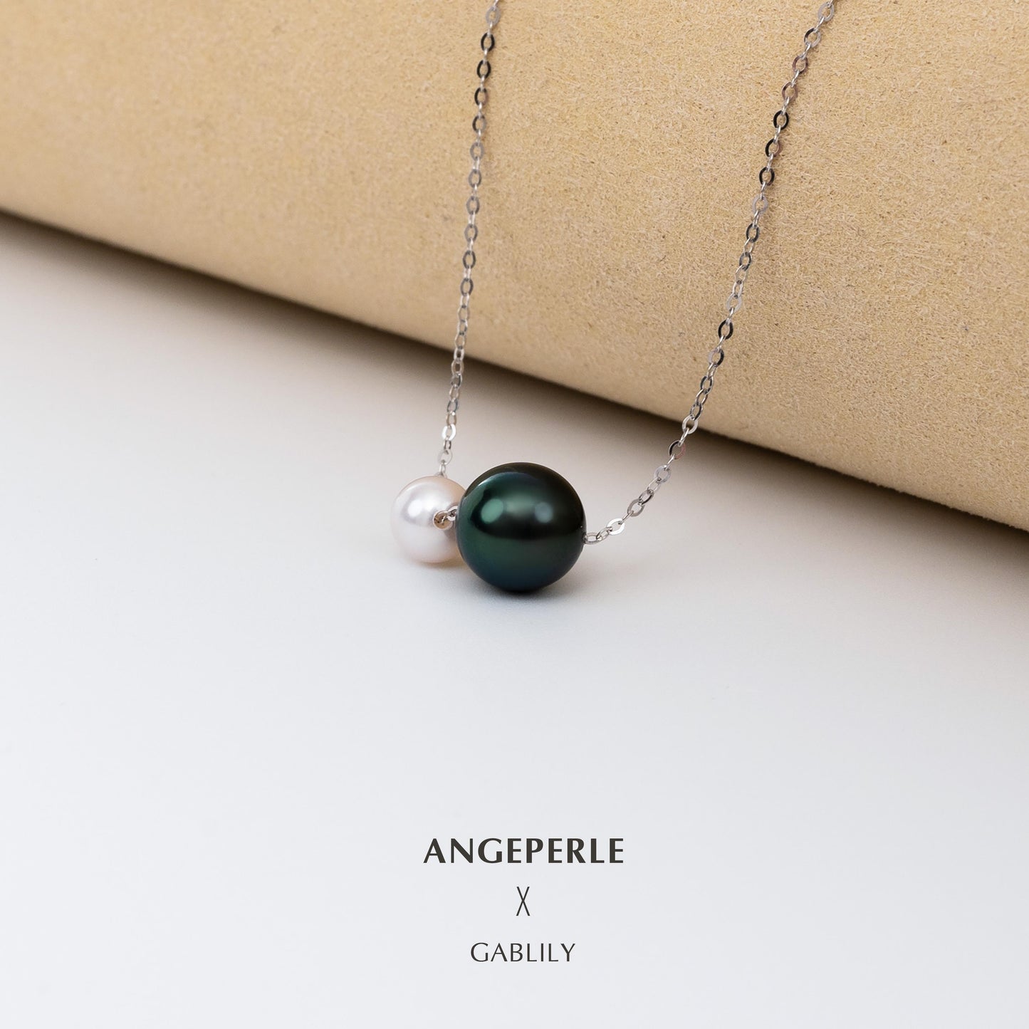 Tahitian Pearl and Akoya Pearl Double Bead Pendant：6-6.5/9-10mm Seawater 18K Gold (TSGY081)