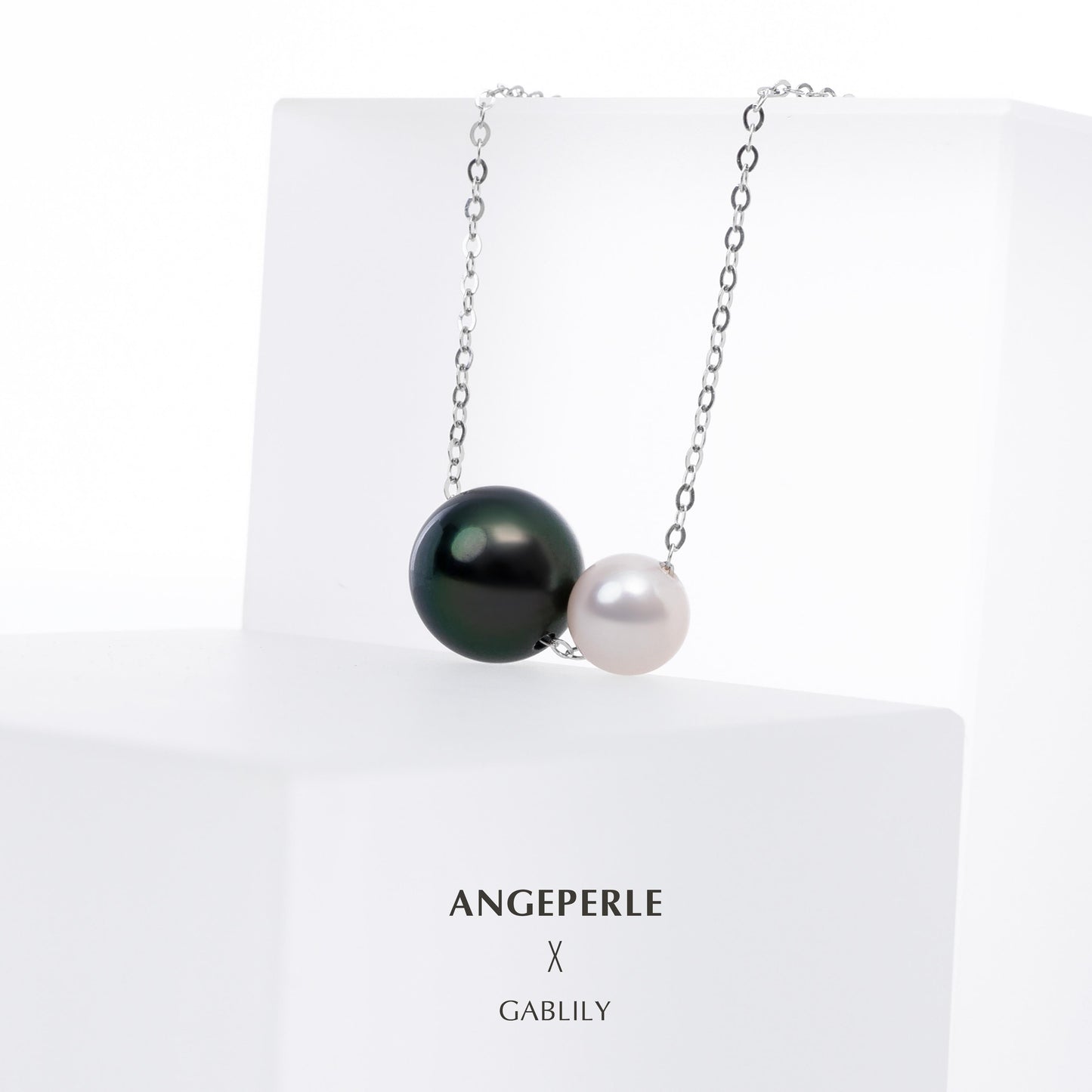 Tahitian Pearl and Akoya Pearl Double Bead Pendant：6-6.5/9-10mm Seawater 18K Gold (TSGY081)