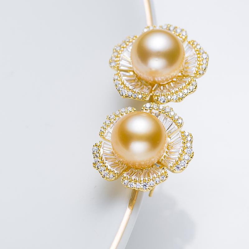 Peach Blossom Shape South Sea Gold Pearl Earrings ：9-10mm Seawater S925 silver (TSCY509)