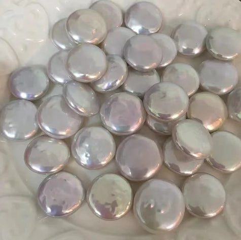 [Buy 3 get 4 promotion] Button Pearls Clams（ 3 Button Shape Pearls +1 Edison）