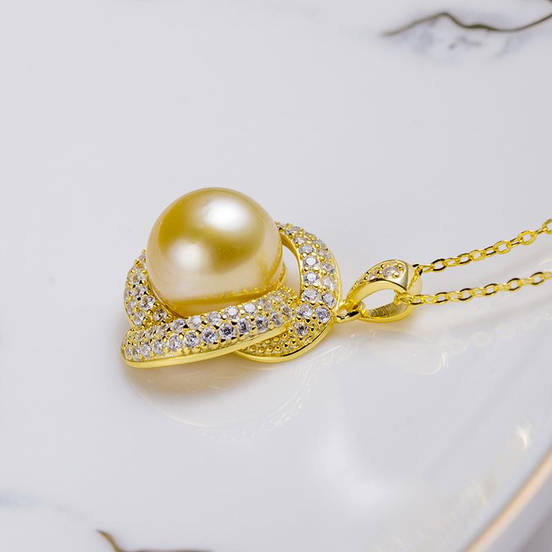 10-11mm Golden South Sea Cultured Seawater Pearl S925 Silver Circle of Happiness Pendant