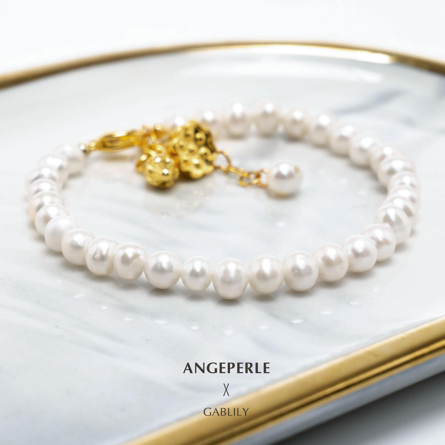 Lotus Seedpod Shape Clasp White Pearl Bracelet: 5-6mm Freshwater Alloy (TSSL059)